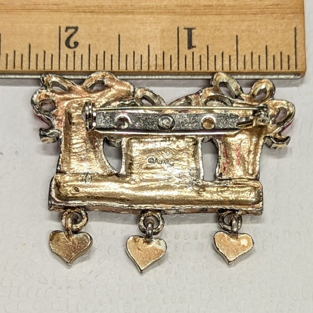 Vintage AJMC Friends Are The Gifts Pin Brooch W/ Heart Charms Goldtone Multicolo - Picture 3 of 3